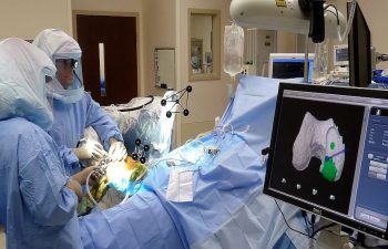 Dr. Buechel’s Mako™ Robotic Partial Knee Replacement Operating Room Setup