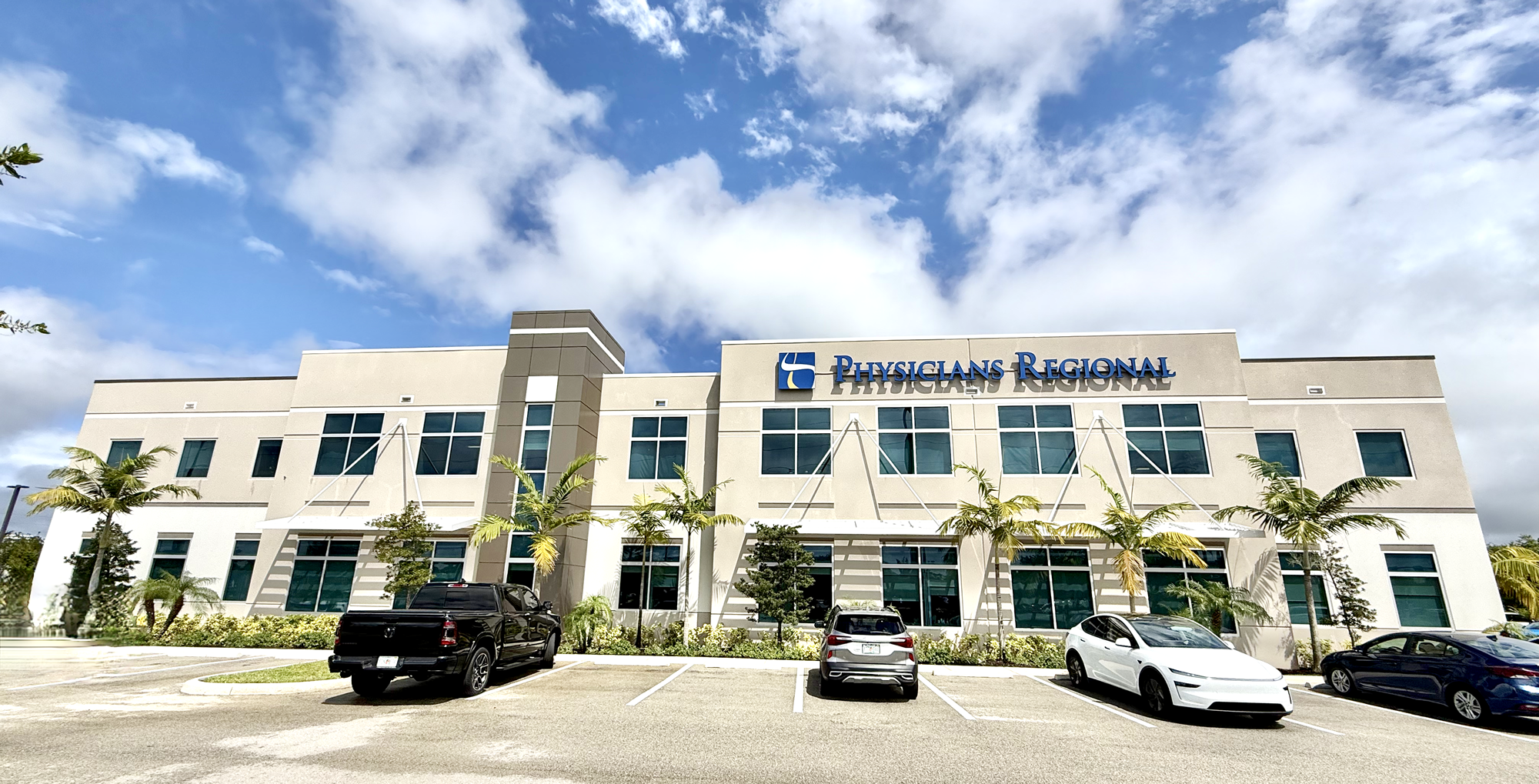 naples physicians regional building